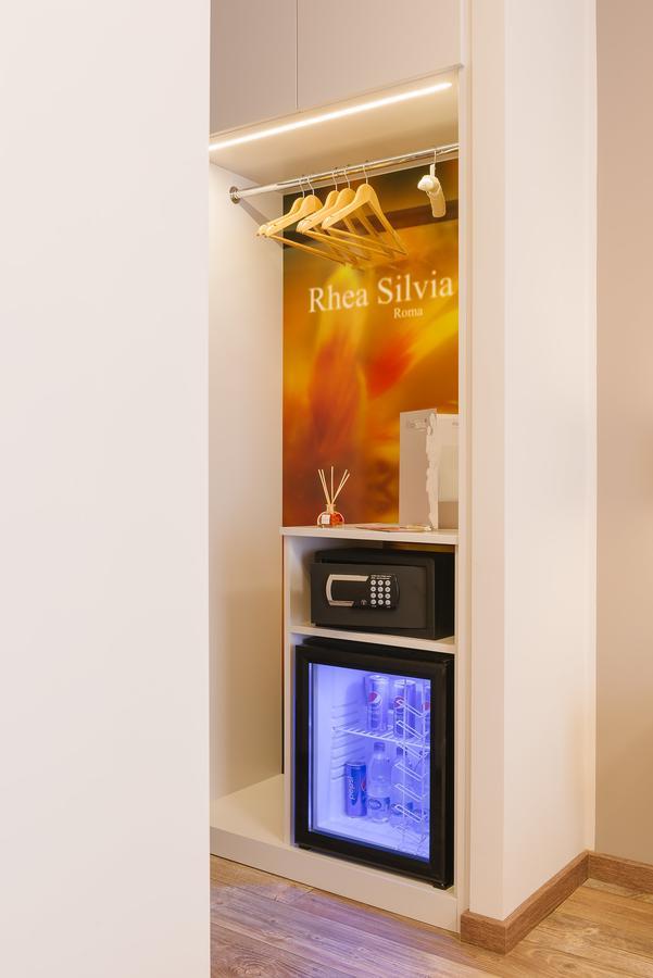 Etruska Luxury Trastevere Guesthouse โรม ภายนอก รูปภาพ