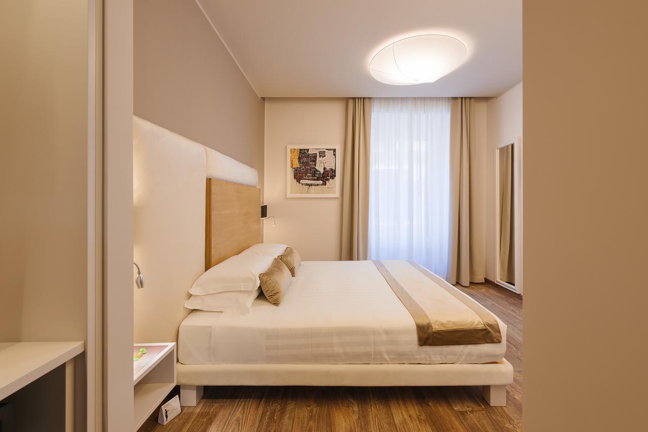 Etruska Luxury Trastevere Guesthouse โรม ภายนอก รูปภาพ