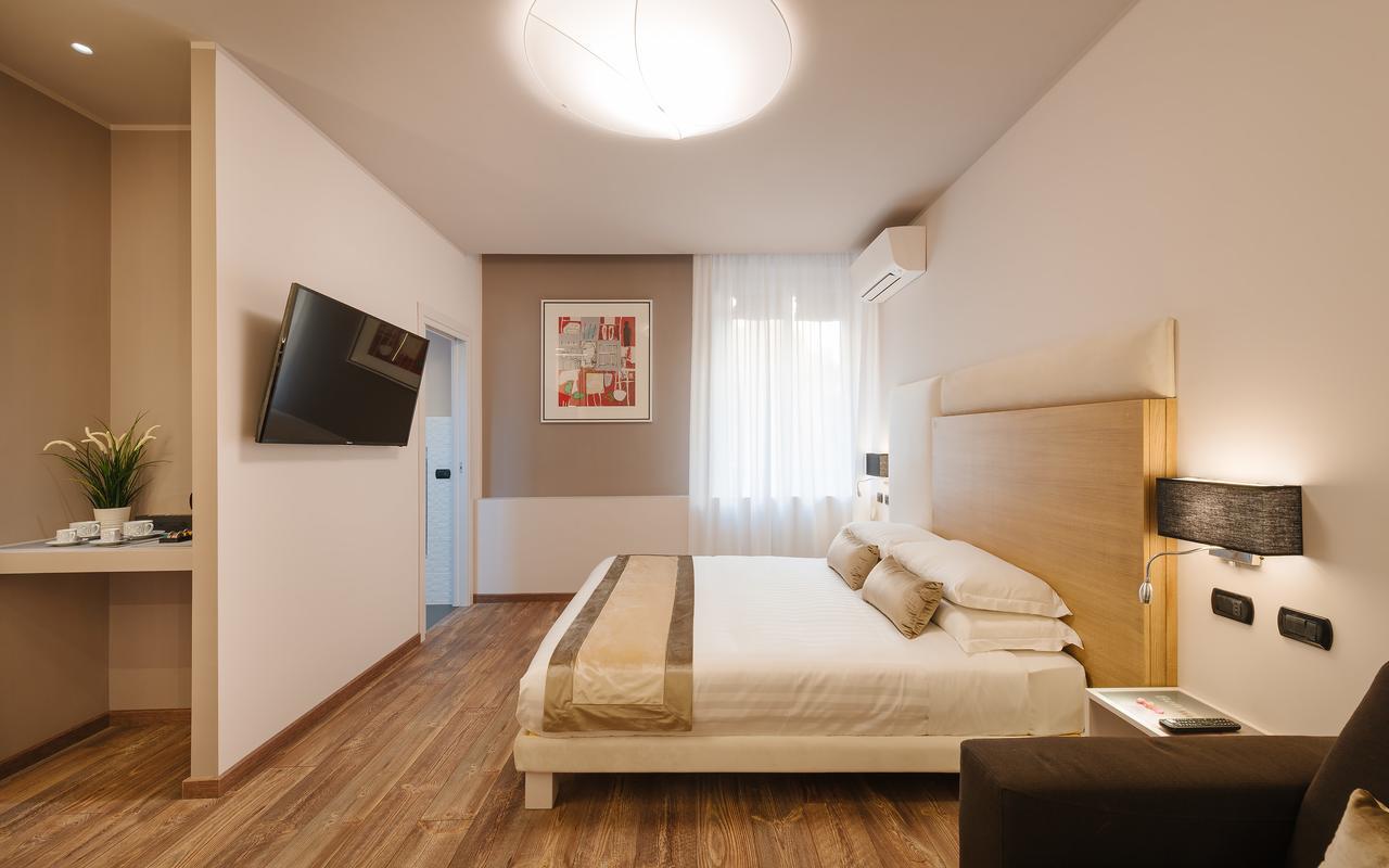 Etruska Luxury Trastevere Guesthouse โรม ภายนอก รูปภาพ