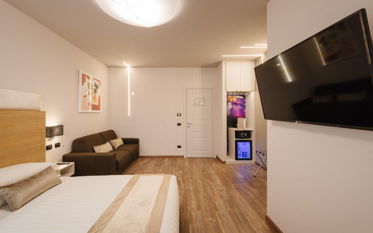 Etruska Luxury Trastevere Guesthouse โรม ภายนอก รูปภาพ