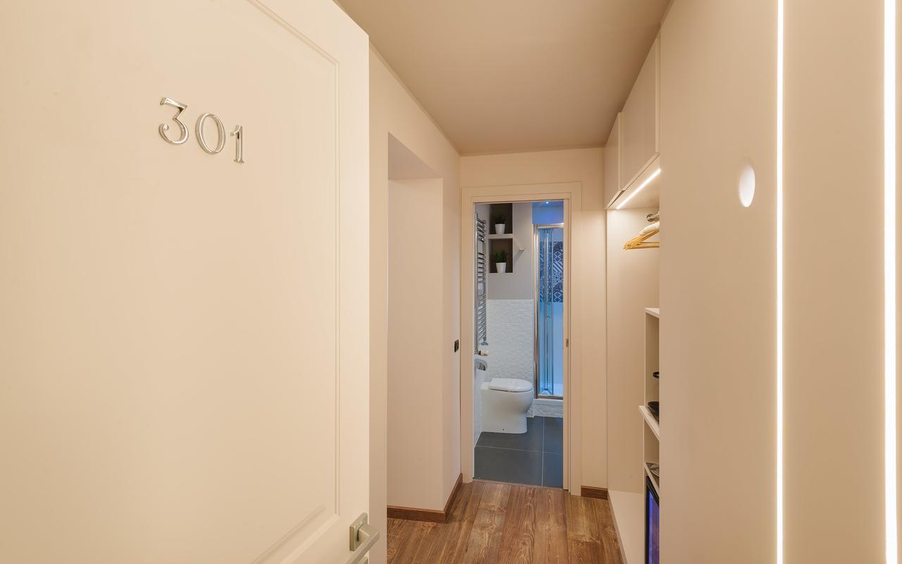 Etruska Luxury Trastevere Guesthouse โรม ภายนอก รูปภาพ