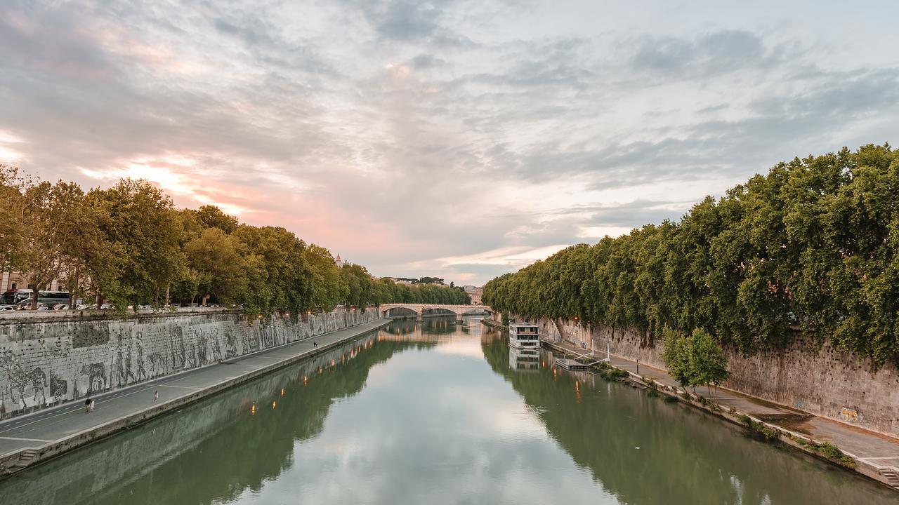 Etruska Luxury Trastevere Guesthouse โรม ภายนอก รูปภาพ